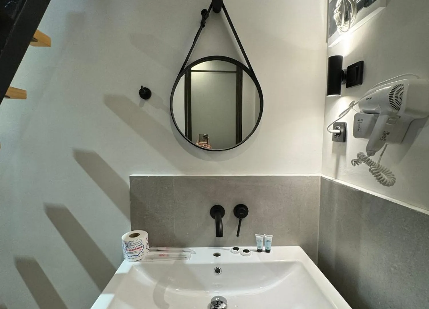 Mosh Mosh Boutique Hotel Алматы 4*,  Казахстан