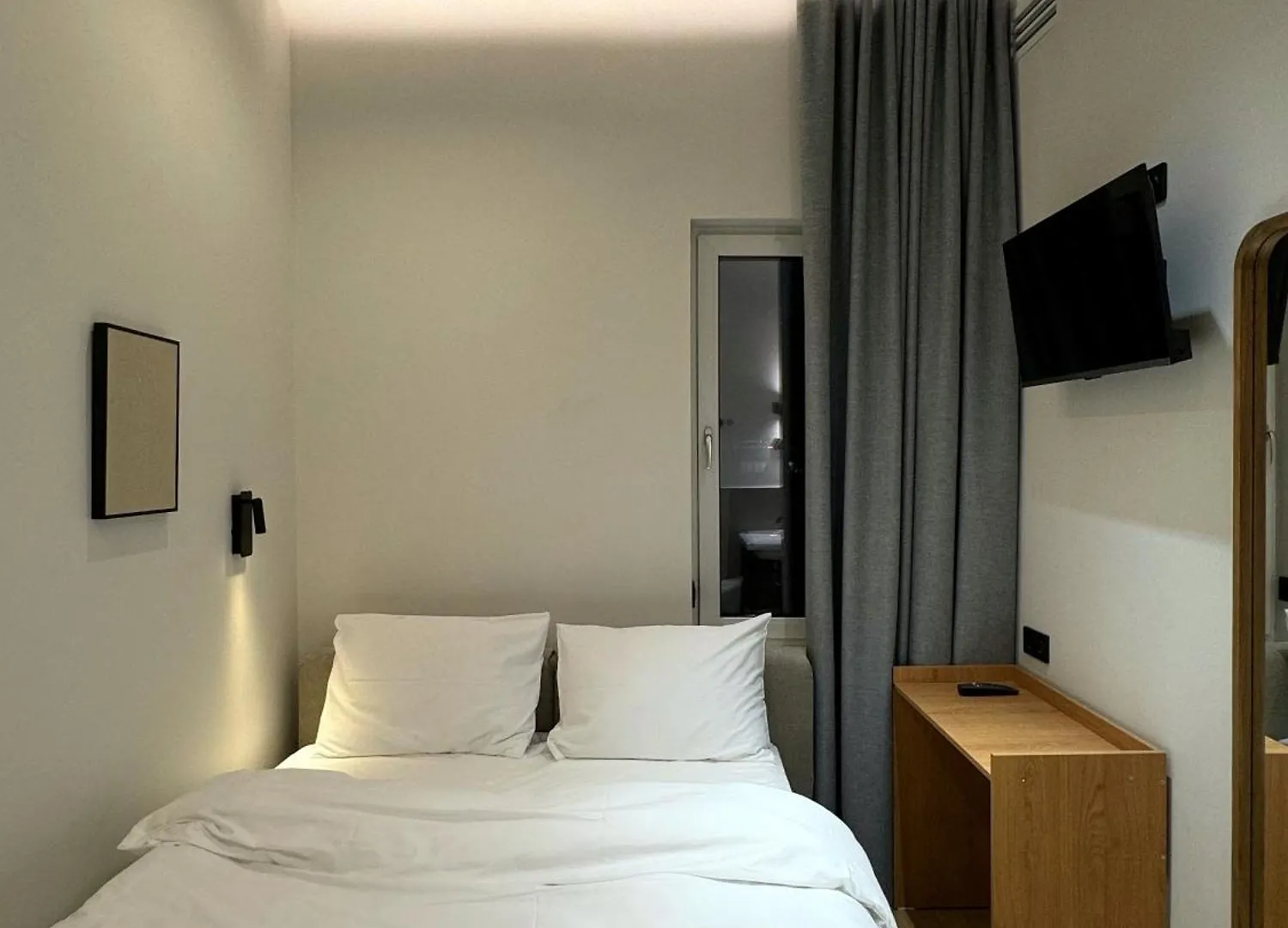 Mosh Mosh Boutique Hotel Alma-Ata 4*,  Kazakstan