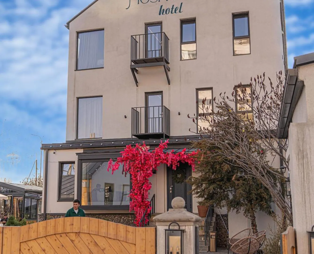 Mosh Mosh Boutique Hotel Alma-Ata 4*,  Kazakstan