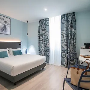 **** Hotel Western Alba France